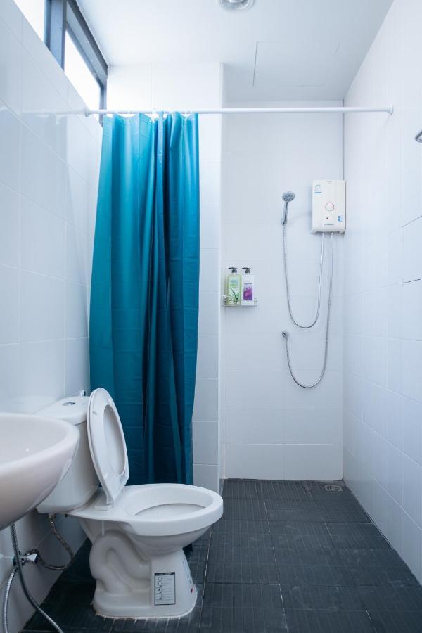 T3 Two Bedrooms Wifi Full Kitchen 1 Min To Bts Bangkok Extérieur photo