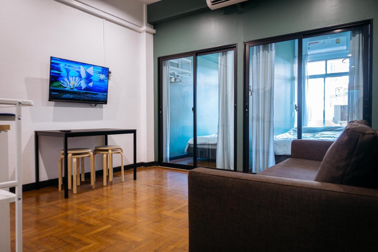 T3 Two Bedrooms Wifi Full Kitchen 1 Min To Bts Bangkok Extérieur photo