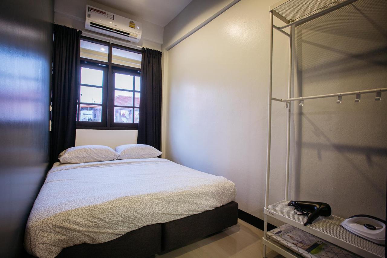 T3 Two Bedrooms Wifi Full Kitchen 1 Min To Bts Bangkok Extérieur photo